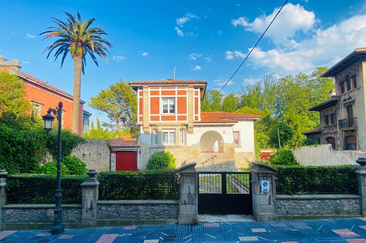 Casa Vacacional Galiana Villa Aviles Bagian luar foto