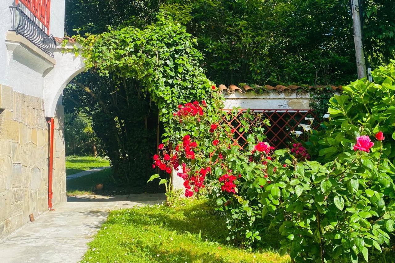 Casa Vacacional Galiana Villa Aviles Bagian luar foto
